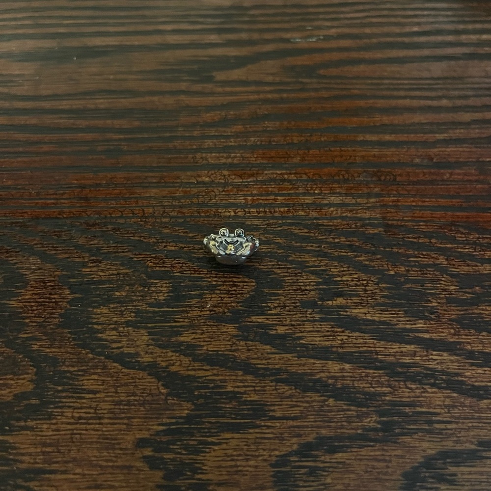 Pandora crab charm